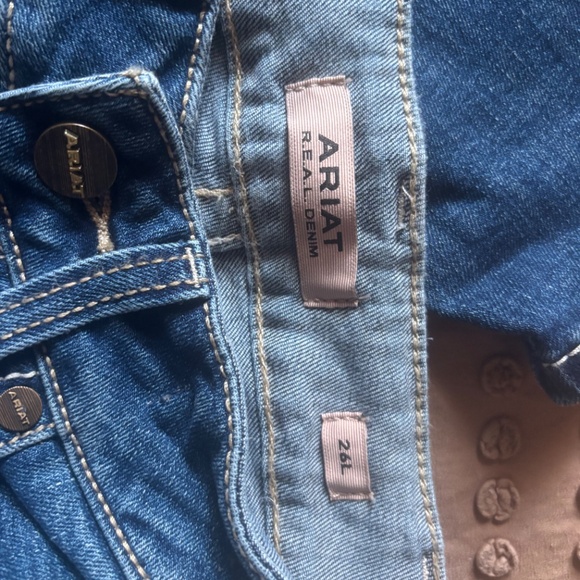 Women’s Ariat Jeans size 26 L Bootcut - Picture 2 of 4